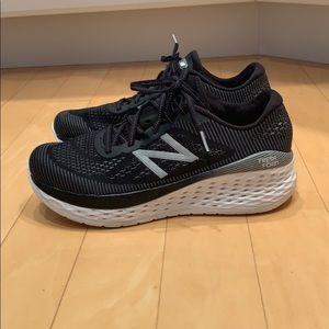 Women’s New Balance Fresh Foam More sz 8.5